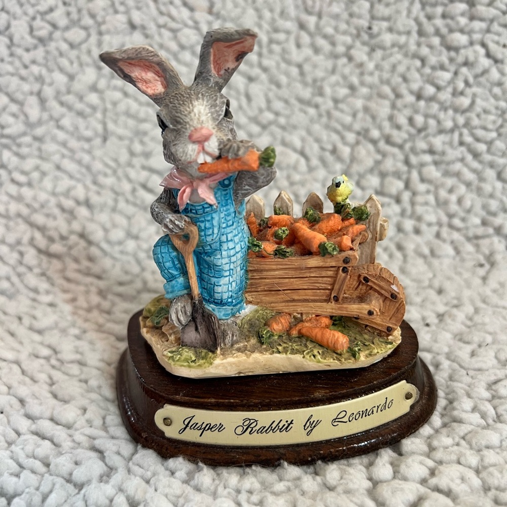 Jasper Rabbit seasonal - Picture 1 of 1